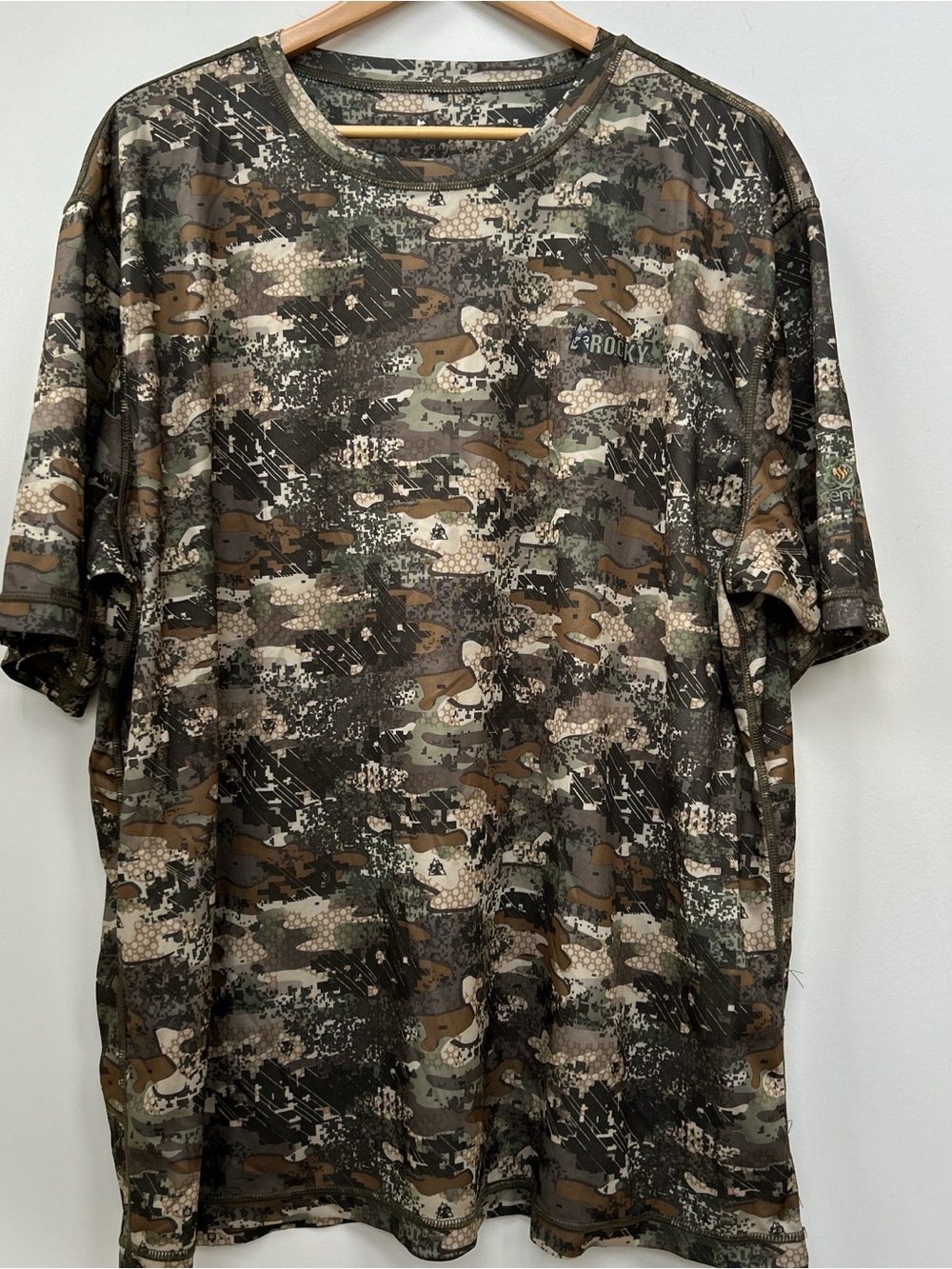 Rocky hunting camo scent IQ atomic short sleeve t shirt base layer XXL
Camo T-s
